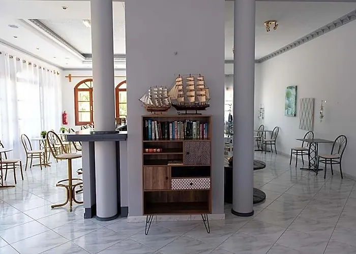 Iro'S Residence